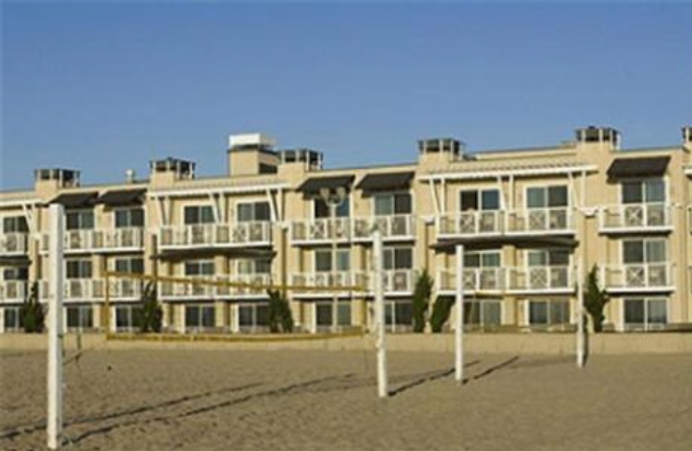The Beach House at Hermosa Image 20