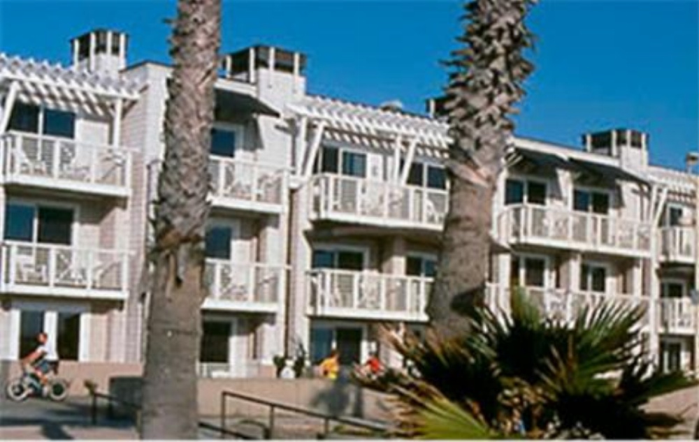 The Beach House at Hermosa Image 21