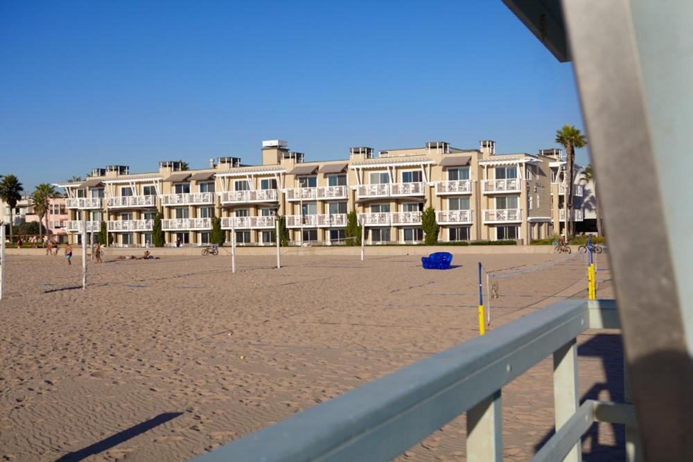 The Beach House at Hermosa Image 25